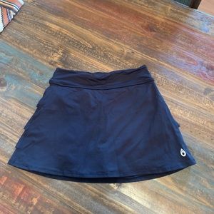 Dona Jo skort, size 2